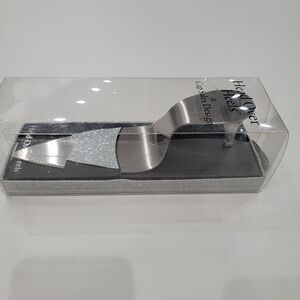 🆕️Cake Server with Magnetic Handle